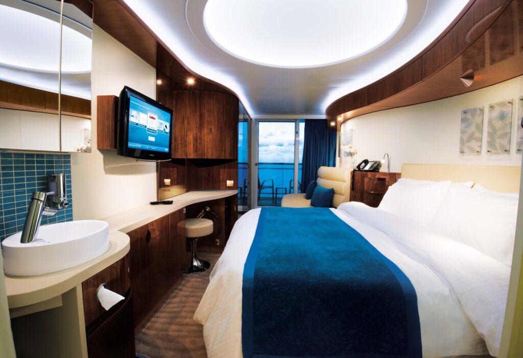 norwegianepic-balcony-1024x702 Norwegian Epic: nel 2026 itinerari esclusivi nel Mediterraneo tra Italia e Spagna