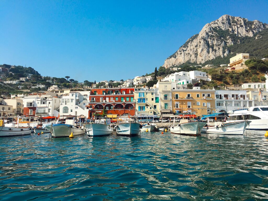 julia-worthington-qsZzCxorDF4-unsplash-1024x768 3 mete indimenticabili per viaggi di un giorno in Italia