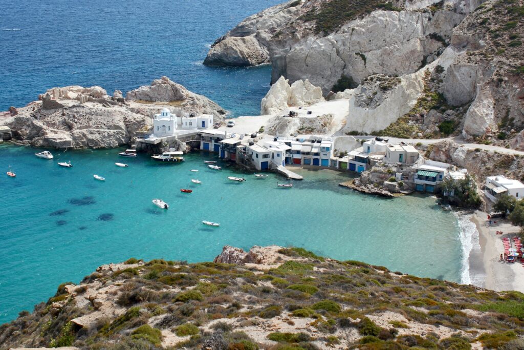 milos-1024x683 Celestyal Journey: il meglio delle isole greche in 8 giorni